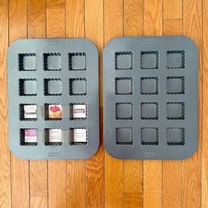 CHICAGO METALLIC Fluted Square Cake Pans Baking Petit Four Bake Teacake Tea Cake